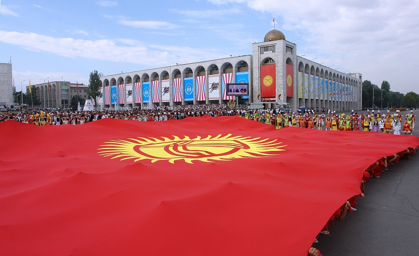 Кыргызстанцы задумались о будущем страны без ОДКБ
