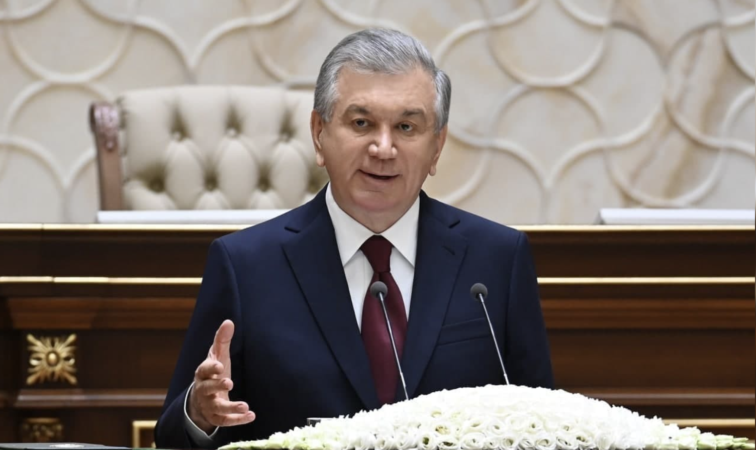 Мирзиёевга Конституцияни ўзгартириш нега керак?