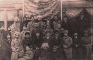 TURKISTON MUXTORIYATINING E’LON QILINGANLIGIGA 104 YIL!